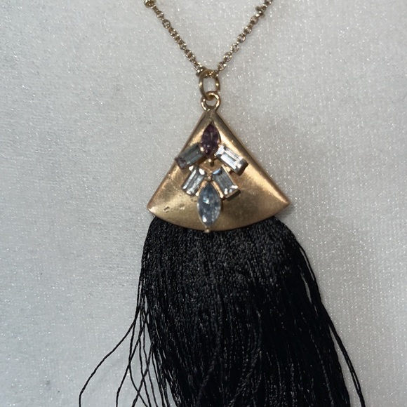 Gold with Black tassel & rhinestone set. - Picture 4 of 6
